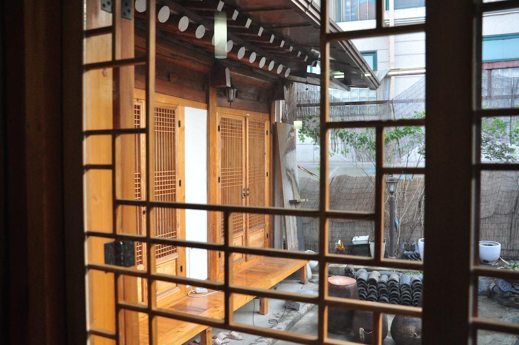 Hueahn Hanok Guesthouse 首爾 外观 照片