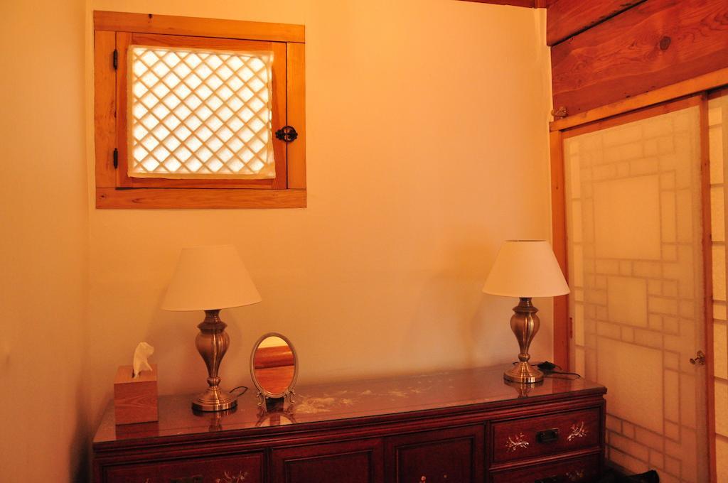 Hueahn Hanok Guesthouse 首爾 客房 照片